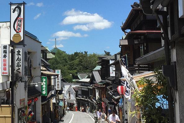 のんびり散策するのが楽しい成田山の門前町