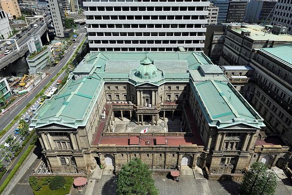 「日本銀行本店」では無料の見学ツアーも実施（事前予約制・小学5年以上）