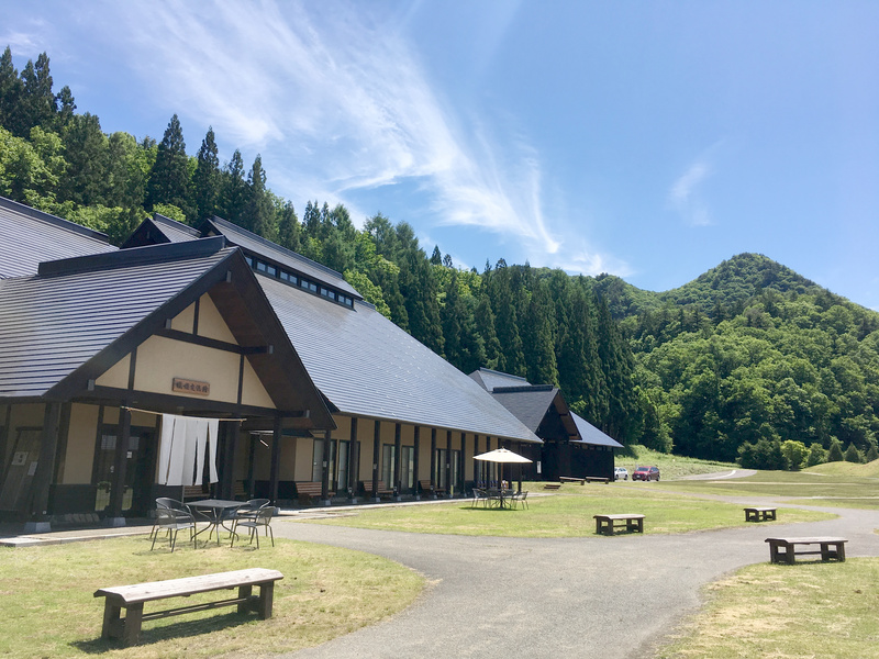 昭和村の魅力が詰まった道の駅「からむし織の里しょうわ」