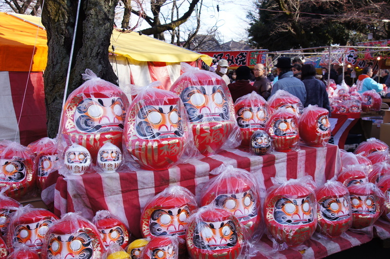 【2026】埼玉県の「だるま市」おすすめ6選｜1月～2月開催！見どころ＆日程ガイド