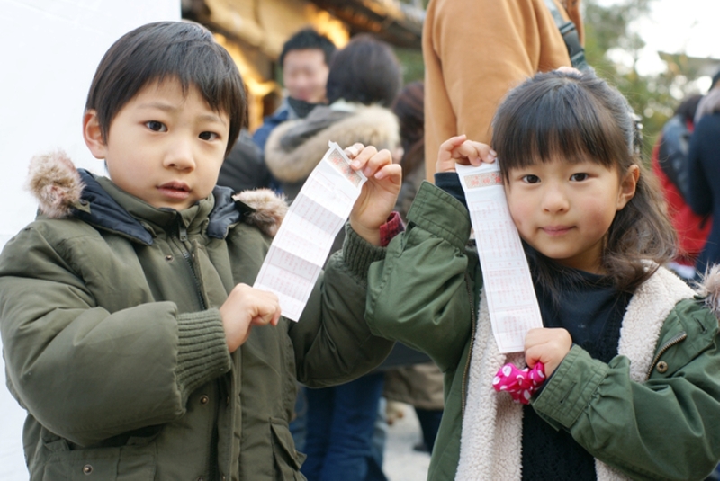 「撫で馬」が鎮座する宮城「早馬神社」2026年初詣情報をご紹介！午年限定のお守り＆御朱印もチェック