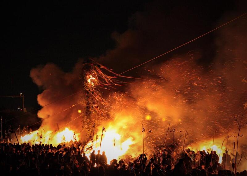 【大磯の火祭り】国の重要無形民俗文化財　「大磯の左義長」