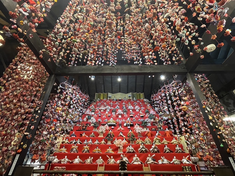 伊豆稲取温泉で「雛のつるし飾りまつり」開催！江戸時代から続く伝統の手作り飾り