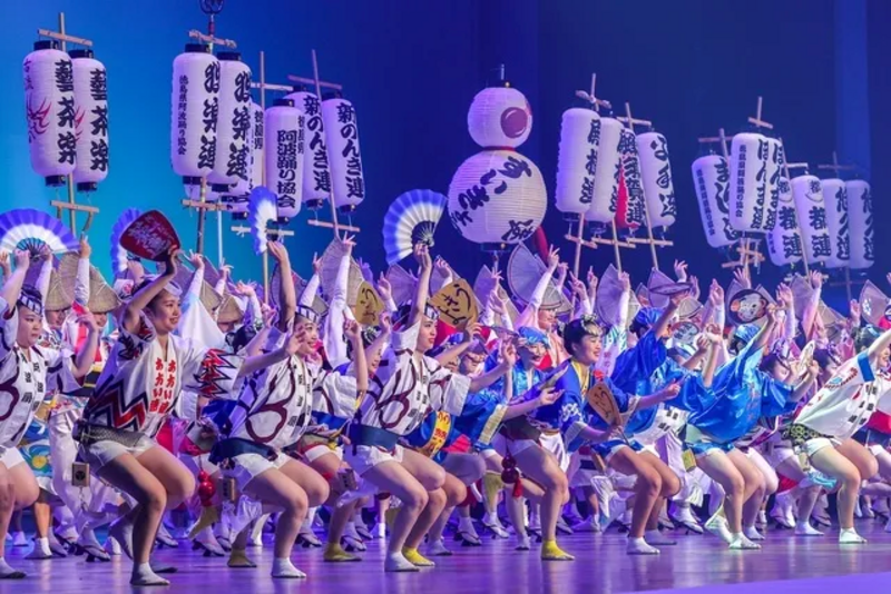 【2026最新】圧巻の演舞に心も踊る！全国の阿波おどり19選　日本三大から穴場イベントまで