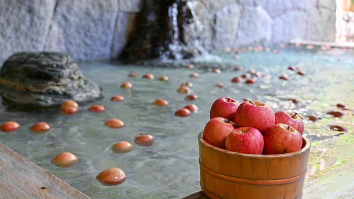 りんご風呂＆オールインクルーシブで楽しむ茨城・袋田温泉　思い出浪漫館でりんごイベント