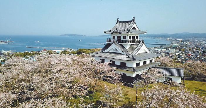 館山城・城山公園／館山市立博物館（本館）
