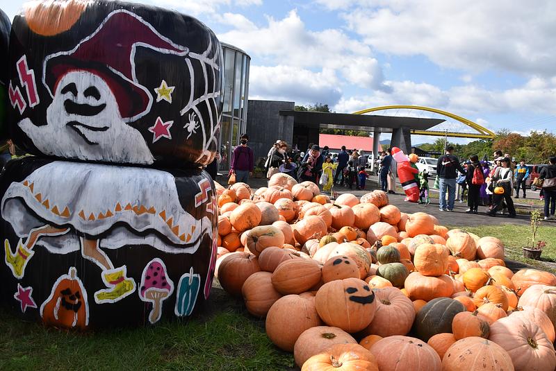 ニセコハロウィン2026で秋の北海道を満喫！仮装してお菓子を集めよう
