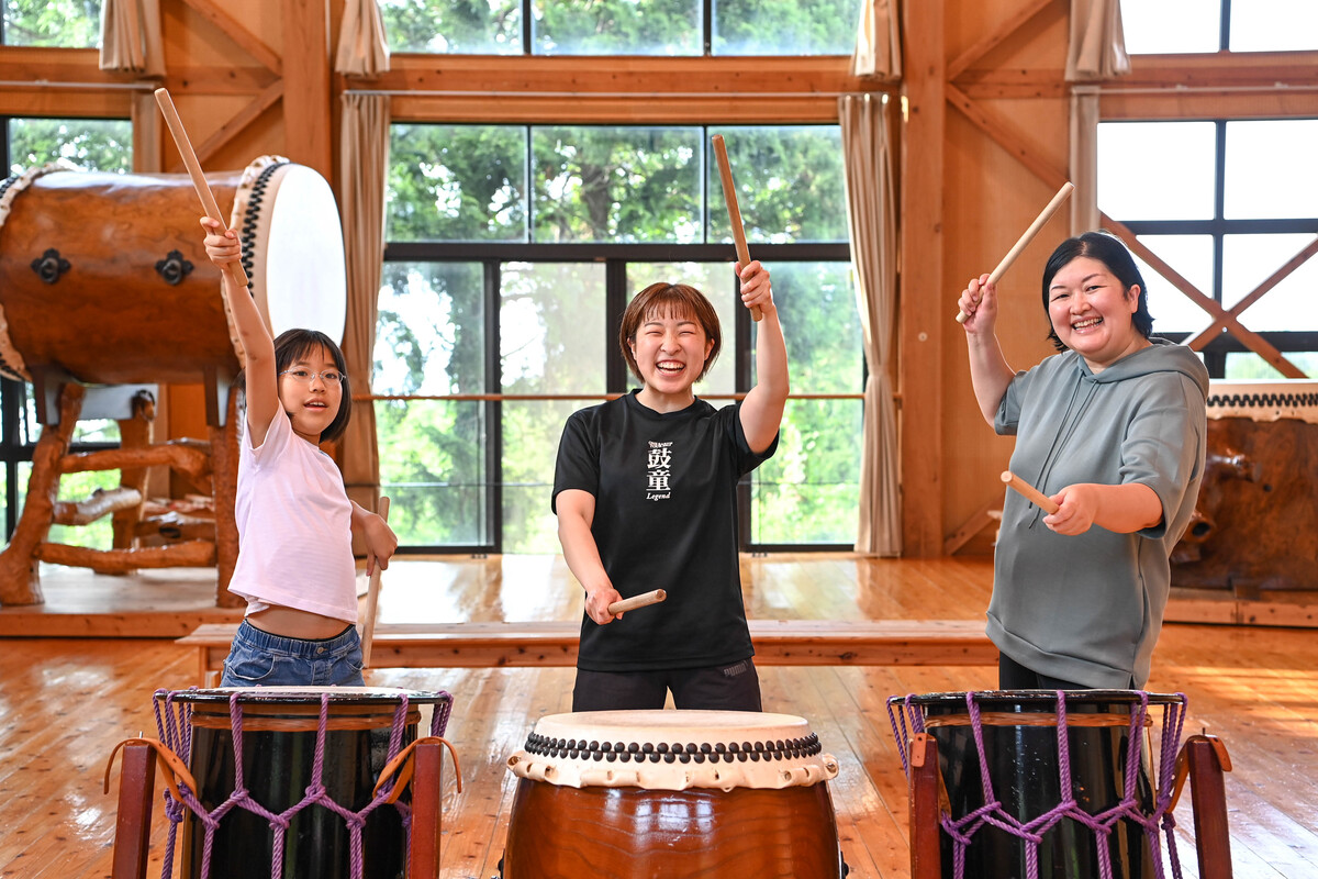 和太鼓 凄く綺麗 音良し。 和太鼓 凄く綺麗 音良し。