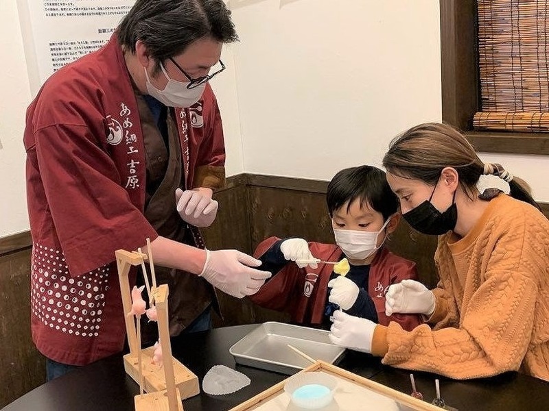 あめ細工吉原 千駄木アトリエ | はっぴを羽織って気分は職人 ウサギや