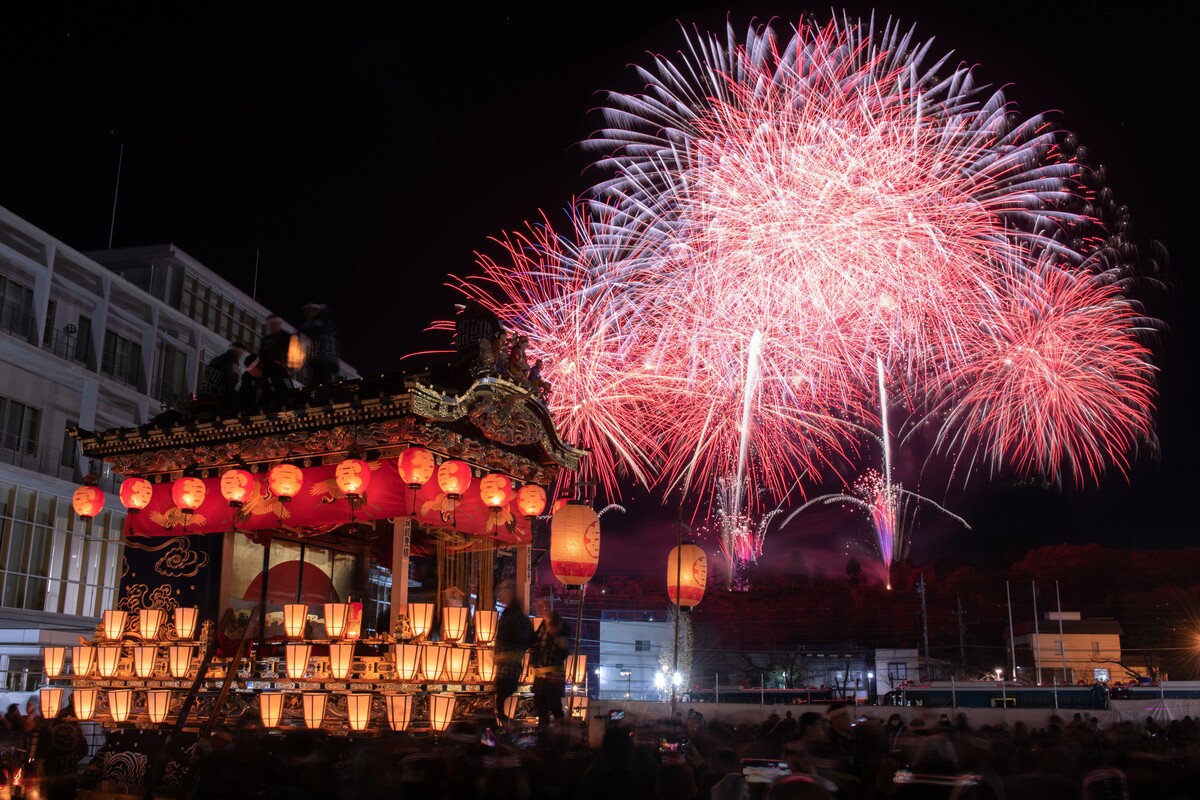 秩父夜祭（2025年） | 日本三大曳山祭のひとつ 「秩父夜祭」の見どころ