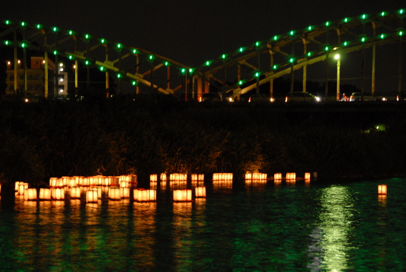 足利市 渡良瀬川灯籠流し2025<br/>8/17開催！場所・購入方法は？