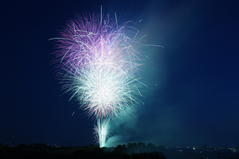 朝霧の夏の風物詩「彩夏祭」<br/>よさこい鳴子踊り＆9,000発の花火も