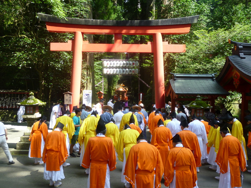 伝統的な行列巡行＆夜は打上花火も<br/>箱根神社「御神幸祭」2025開催情報