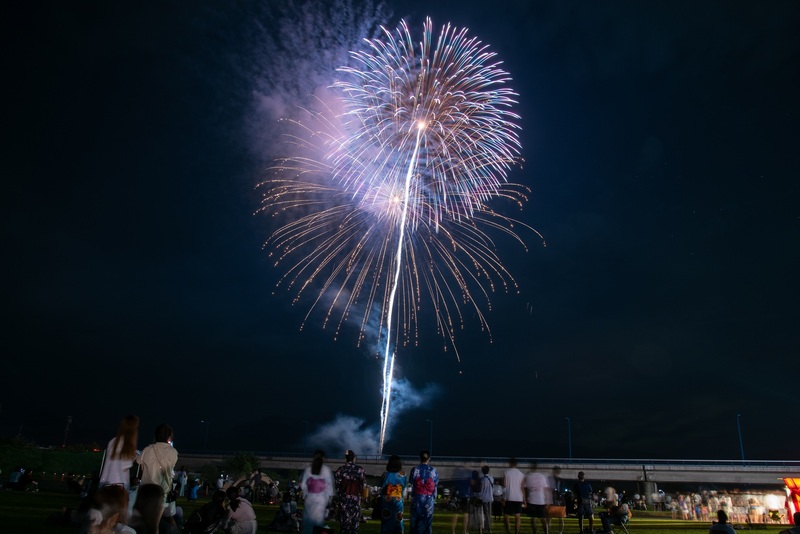 真夏の大野を彩る花火と盆踊り<br/>福井「おおの城まつり」開催情報