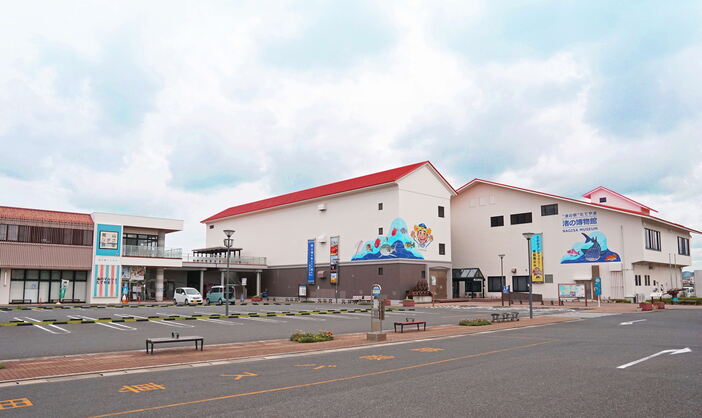 みなとオアシス”渚の駅”たてやま