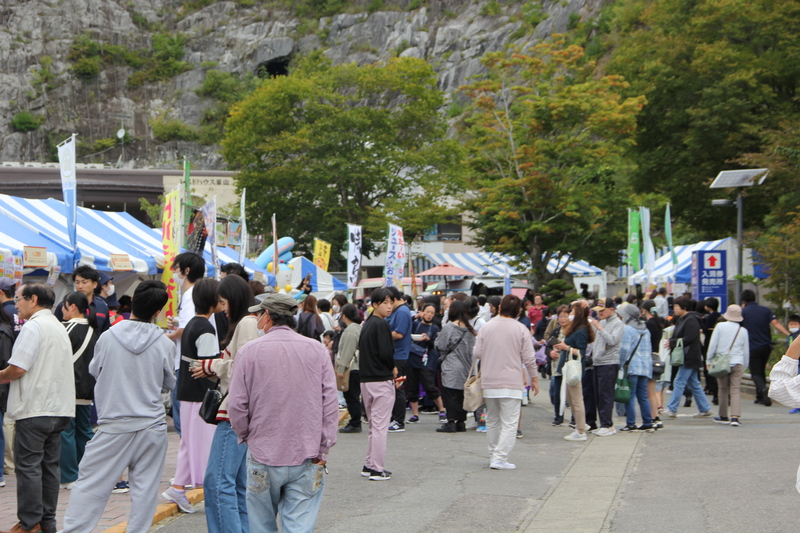 お笑いライブ＆ドラえもんショー<br/>福島・田村市「あぶくま洞秋まつり」