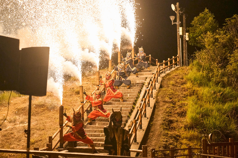 湯鬼神が魅せる8mの迫力火柱！<br/>登別地獄谷20周年記念フィナーレ