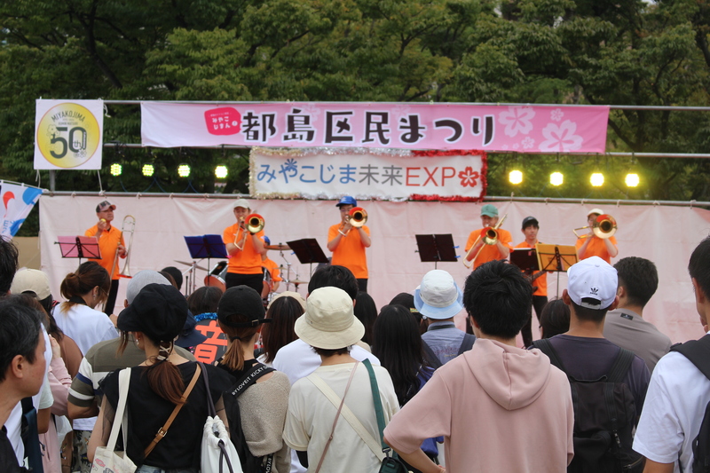 だんじり囃子・ダンス・歌を満喫！<br/>屋台やキッチンカーの出店も