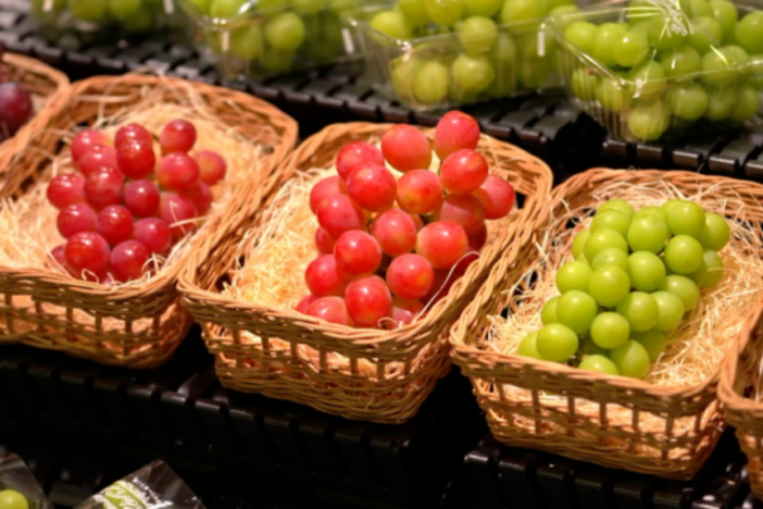 話題の新ぶどう・サンシャインレッドとは？どこで買える？誕生秘話も