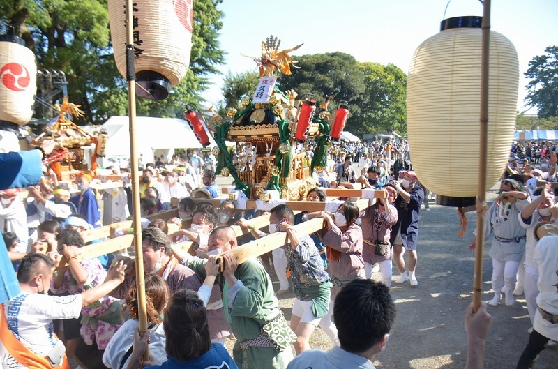 小田原ちょうちんまつり2025｜白熱のみこしパレードは必見！日程・見どころなど開催情報