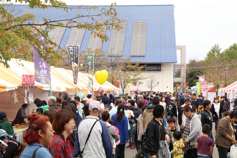 関東の“ド・マンナカ”！茨城県古河市で「古河関東ド・マンナカ祭り2025」開催｜お囃子や神輿も登場