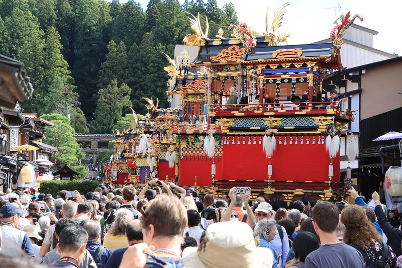 豪華絢爛な屋台がそろう！ユネスコ無形文化遺産「秋の高山祭（八幡祭）」2025年開催情報