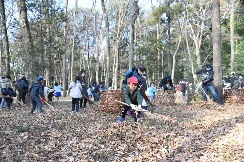 週末に日帰りで農業体験<br/>世界農業遺産に認定された「武蔵野の落ち葉堆肥農法」を体験